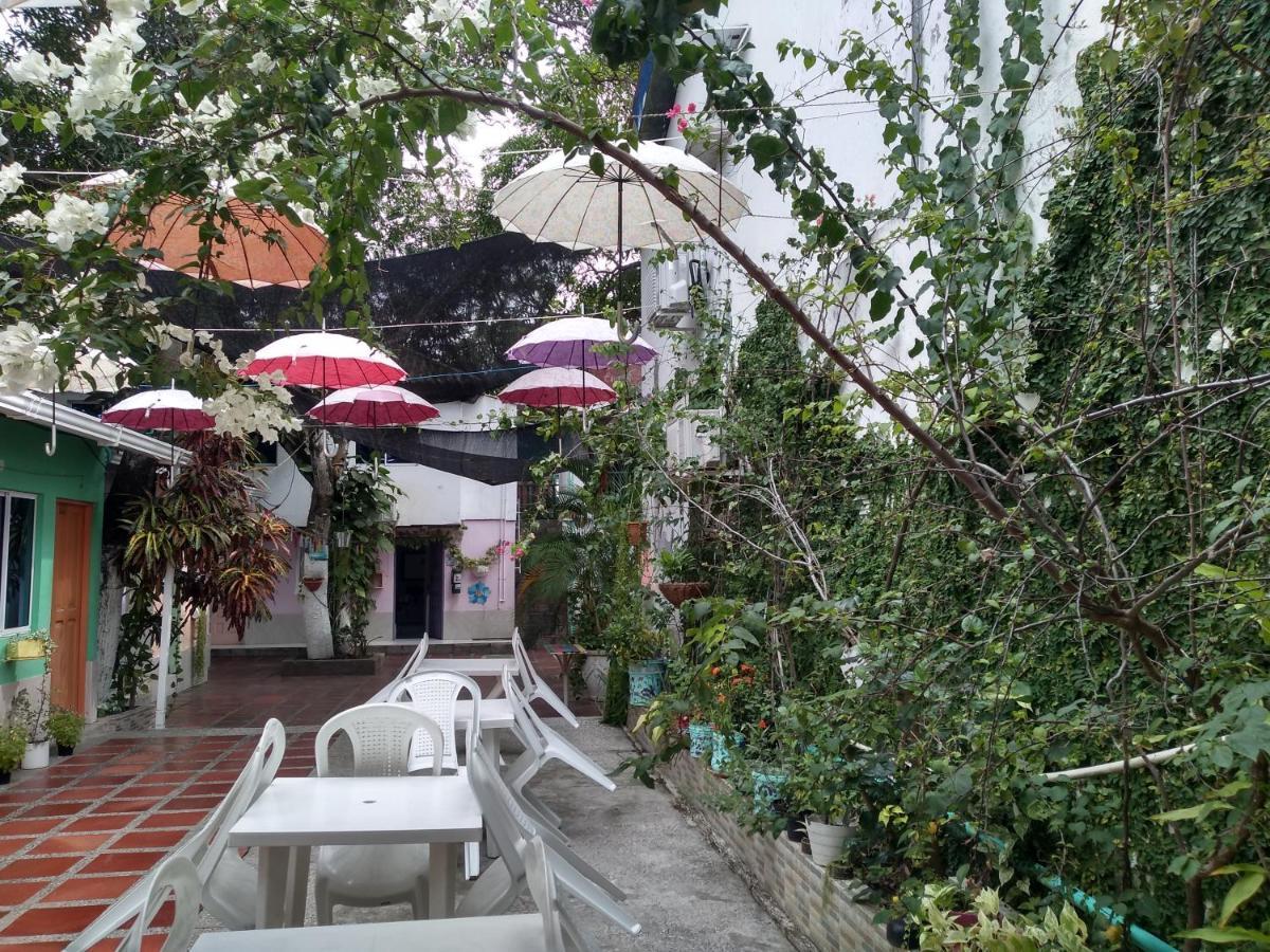House Marfito Airport Hotel Cartagena Buitenkant foto