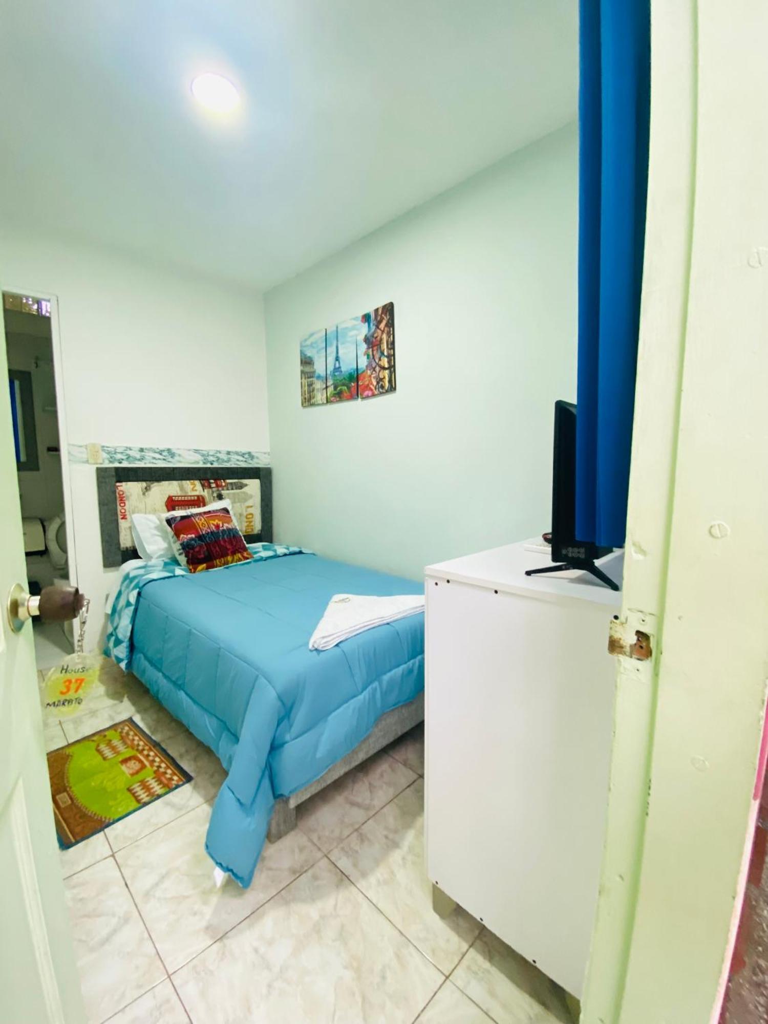House Marfito Airport Hotel Cartagena Buitenkant foto