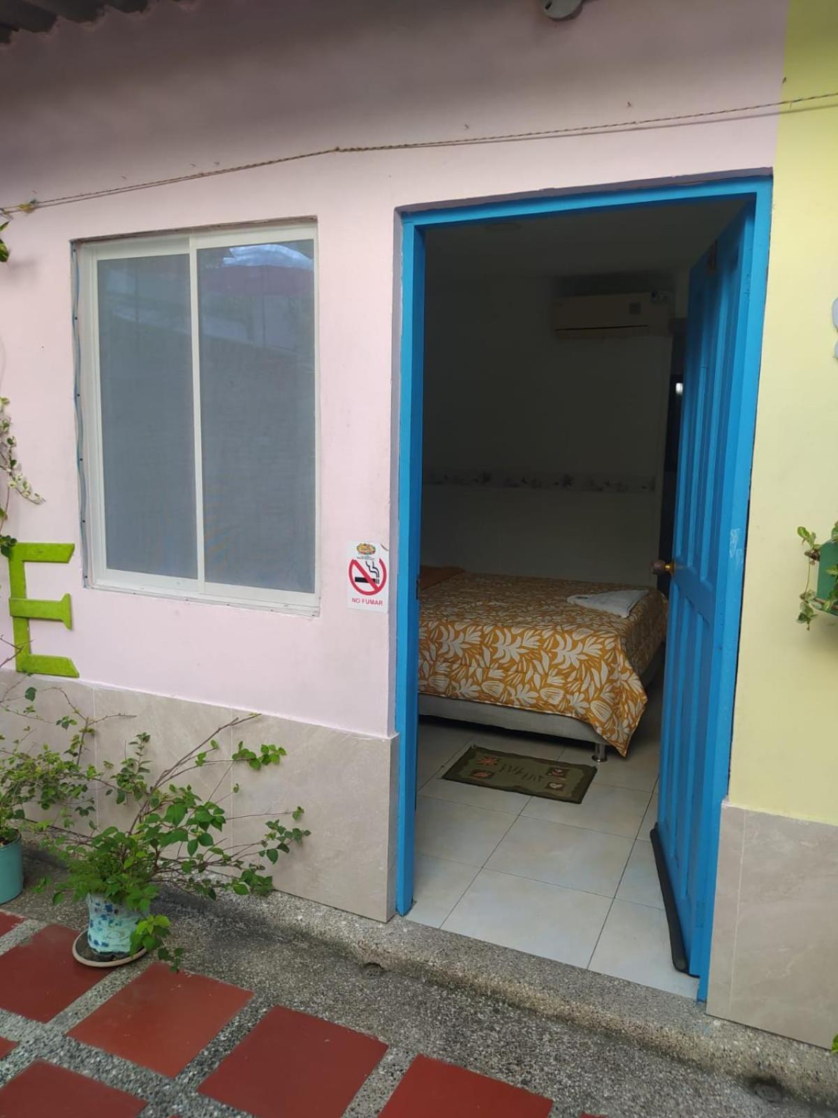 House Marfito Airport Hotel Cartagena Buitenkant foto